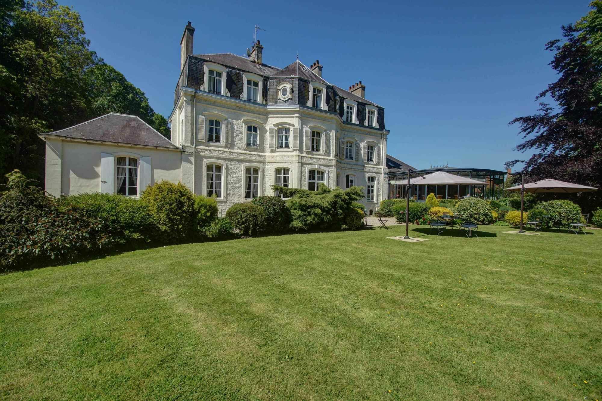 Najeti Hôtel Château Cléry Hesdin-lʼAbbé Exterior foto
